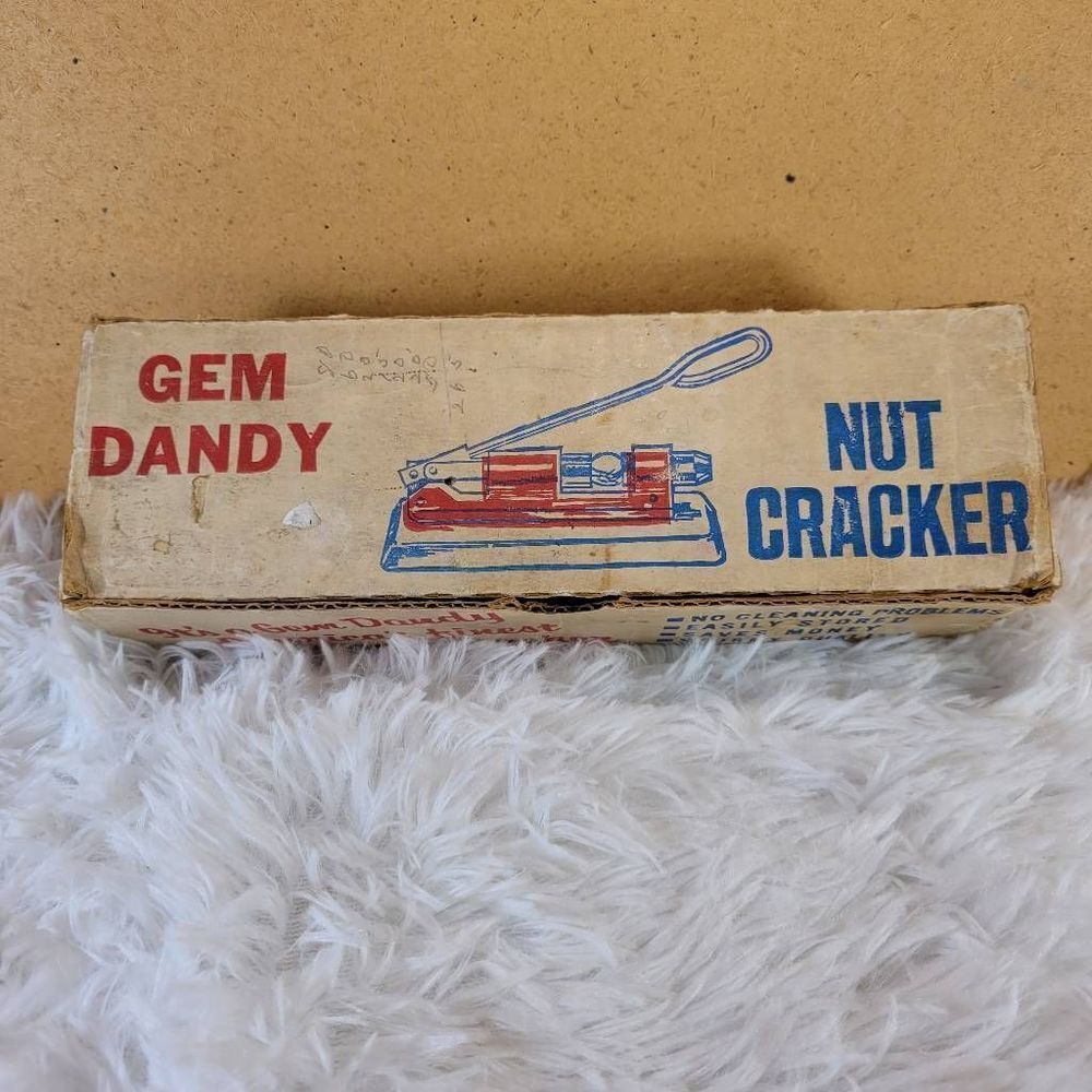 Vintage Gem Dandy Nut Cracker